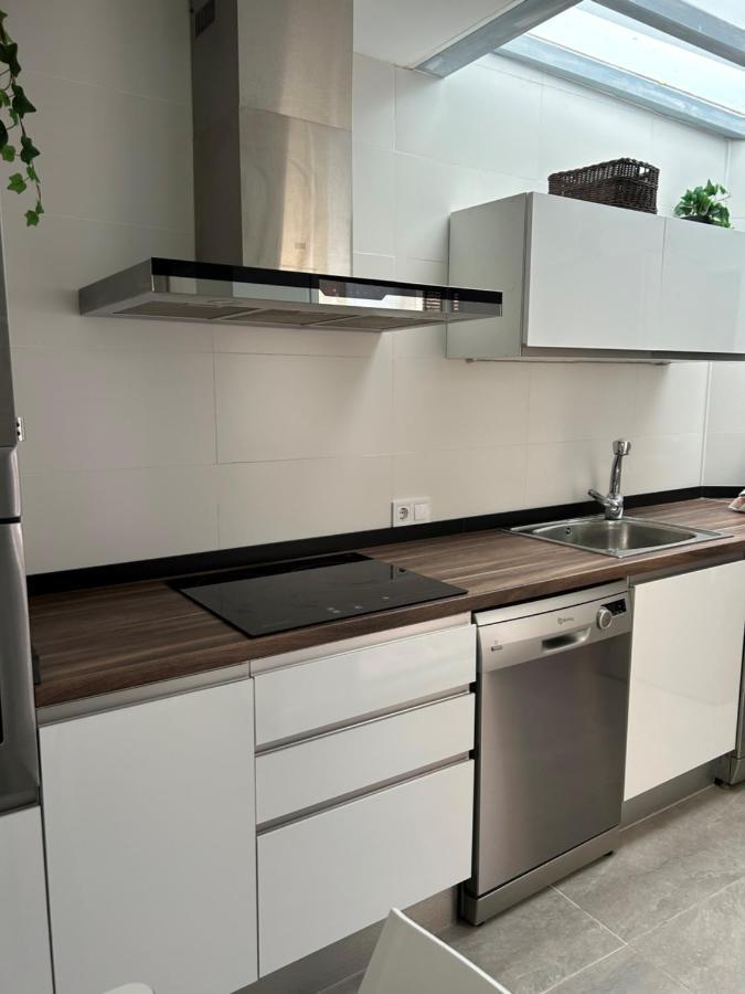 Acogedora Y Moderna Casa En Pueblo Serra